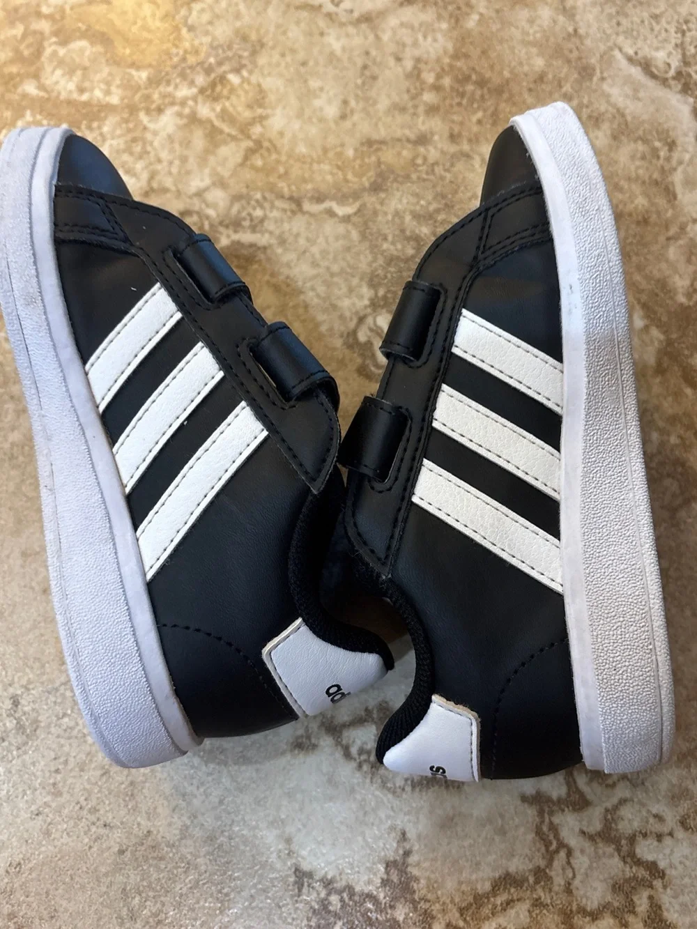 adidas black white